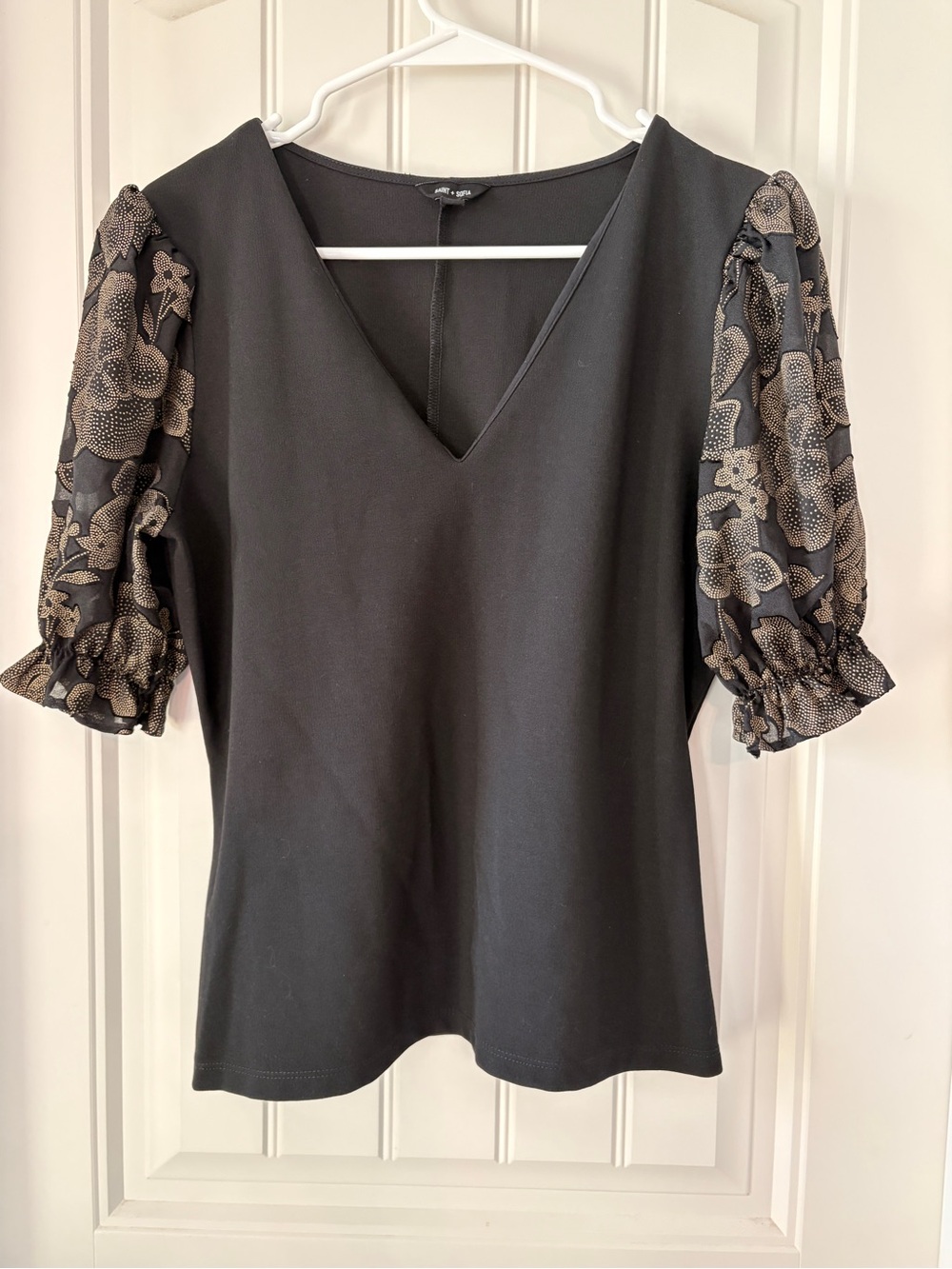 Saint and Sofia Tori Puff Sleeve Black Top size 8